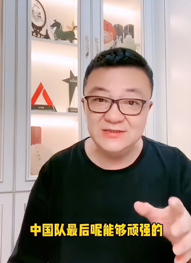 克洛普：“这怎么公平？不管这是谁制作的赛程，他们为什么不能正视这个问题？就这一次，把你的球衣放在一边，想想一般的足球问题，必须有人做出改变。